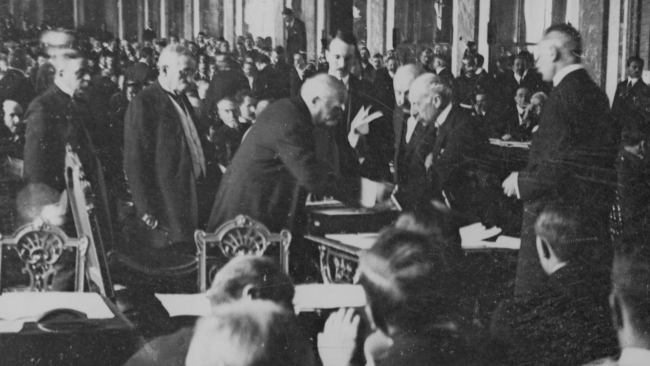 Le Traité De Versailles La Guerre Gagnée La Paix Perdue