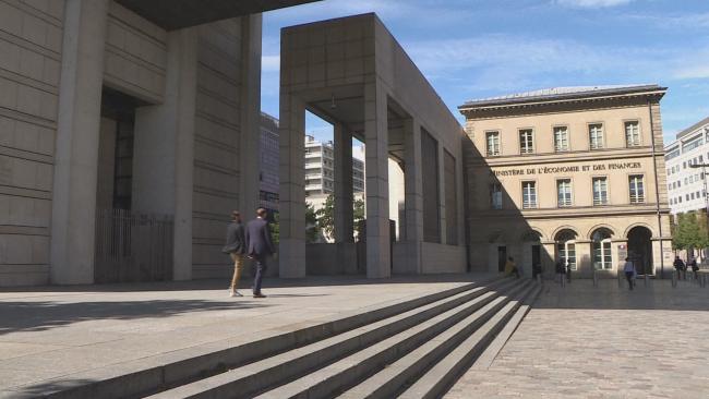 Lutte contre la fraude fiscale: un rapport parlementaire dénonce la baisse constante des moyens humains | LCP