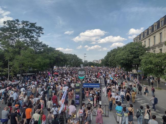 'Le 1er-Mai n'appartient à personne': un an après avoir été bousculés lors de la manifestation à Paris, les socialistes retrouvent les cortèges | LCP