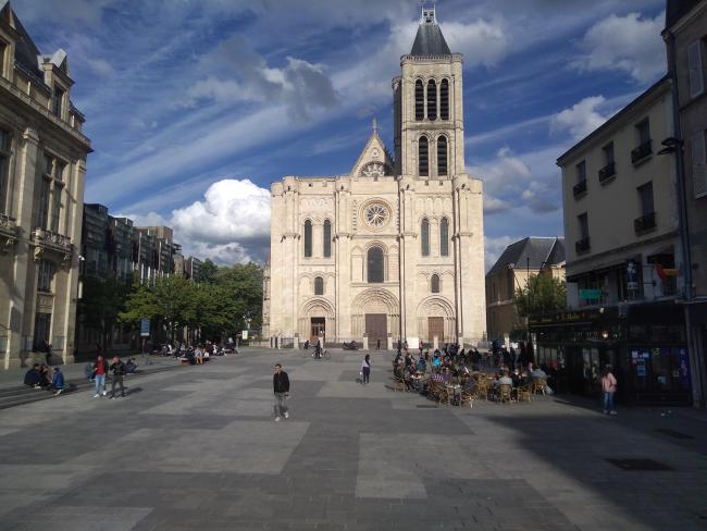 'Graves irrégularités': le maire LFI Bally Bagayoko dénonce l'élection de Stéphane Bern pour piloter la reconstruction de la basilique de Saint-Denis | LCP