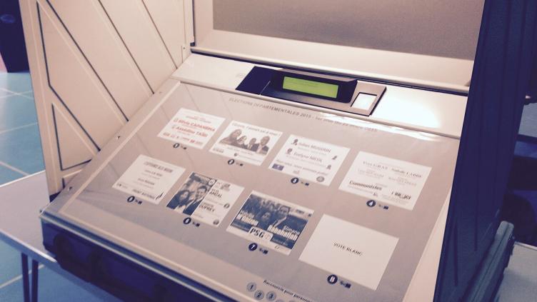 Municipales: Dans certaines villes, on votera sur des machines plutôt qu'avec des bulletins