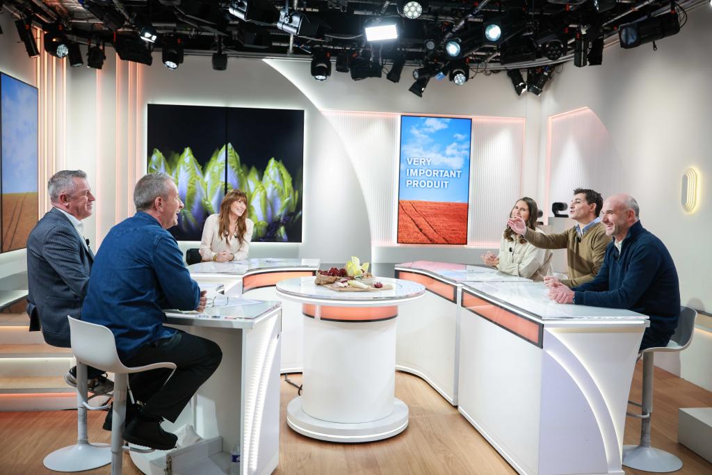 VIP Very Important Paysans-Le lait, enfin la sortie de crise ? / Copyright : Sébastien Toubon-Agence 1827 pour LCP-Assemblée nationale