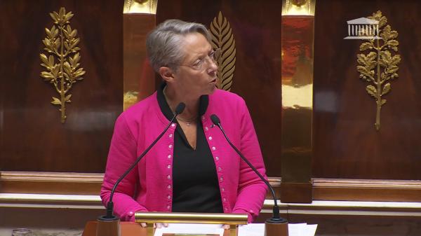 Elisabeth Borne, le 21 décembre 2023, à l'Assemblée nationale.